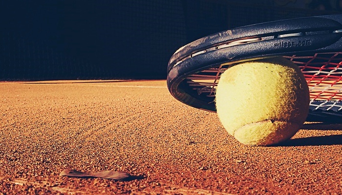 tennis g46068bbae 1280 - Стратегии ставок на теннис в лайве